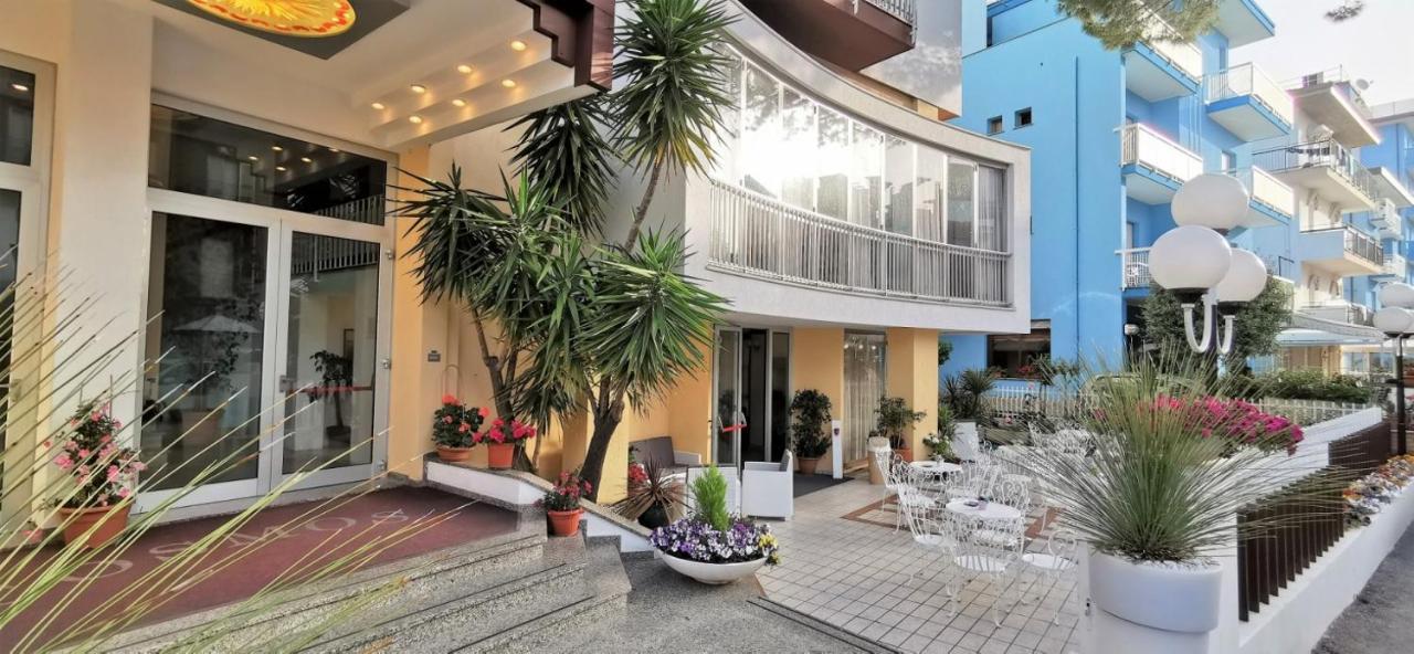 Hotel Cosmos Rimini Exterior photo